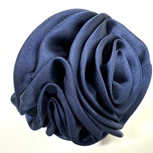 Big Rosette Flower Hair Clip in Navy Blue - Picture 2 of 8